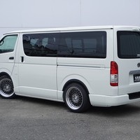 5828  ハイエース DX-GLPKG  2WD 2700cc ガソリン車 3/6人乗り 13kmのサムネイル