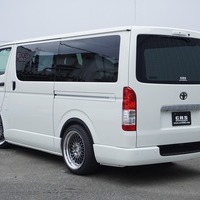 5828  ハイエース DX-GLPKG  2WD 2700cc ガソリン車 3/6人乗り 13kmのサムネイル