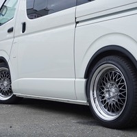 5828  ハイエース DX-GLPKG  2WD 2700cc ガソリン車 3/6人乗り 13kmのサムネイル