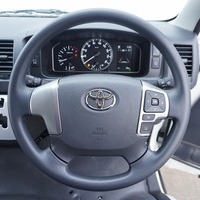 5828  ハイエース DX-GLPKG  2WD 2700cc ガソリン車 3/6人乗り 13kmのサムネイル