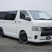5749 ハイエース スーパーGL ダークプライムⅡ  2WD 2,000cc ガソリン車 2/5人乗り 11kmのサムネイル