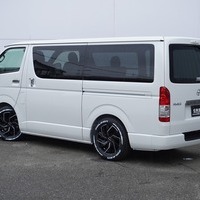 5749 ハイエース スーパーGL ダークプライムⅡ  2WD 2,000cc ガソリン車 2/5人乗り 11kmのサムネイル