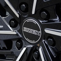 5749 ハイエース スーパーGL ダークプライムⅡ  2WD 2,000cc ガソリン車 2/5人乗り 11kmのサムネイル