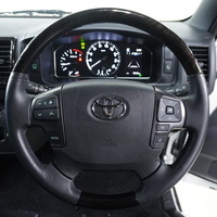 5993 令和4年式 ハイエース スーパーGL ダークプライムⅡ 4WD 2,800cc (ディーゼル車) 2/5人乗車 0.7万kmのサムネイル