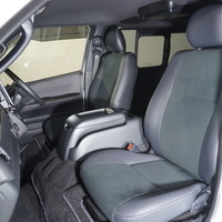 5993 令和4年式 ハイエース スーパーGL ダークプライムⅡ 4WD 2,800cc (ディーゼル車) 2/5人乗車 0.7万kmのサムネイル