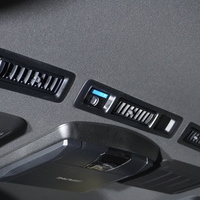 5993 令和4年式 ハイエース スーパーGL ダークプライムⅡ 4WD 2,800cc (ディーゼル車) 2/5人乗車 0.7万kmのサムネイル