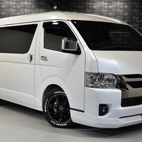 5947 令和7年式 ハイエース スーパーGL ダークプライムⅡ 2WD 2,800cc (ディーゼル車) 2/5人乗車 15km 車検令和9年7月のサムネイル