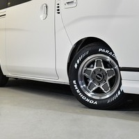 5968 日産 キャラバン GRANDプレミアム GX (MC後モデル)2WD 2,400cc(ディーゼル車) 2/5人乗車 10kmのサムネイル