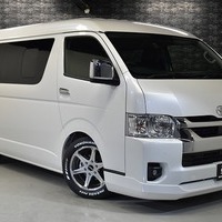 5160 ハイエース ワゴンGL  2WD 2,700CC ガソリン車 3ナンバー 10人乗り ベットキットⅤ タイプⅡ架装のサムネイル