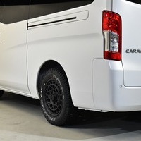 5920 日産 キャラバン GRANDプレミアム GX (MC後モデル)4WD 2,400cc(ディーゼル車) 2/5人乗車 10kmのサムネイル