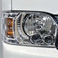 5162 ハイエース ワゴンGL  2WD 2,700CC ガソリン車 3ナンバー 10人乗りのサムネイル