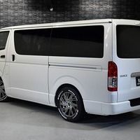 5829 ハイエース DX GLパッケージ   2WD 2,000CC ガソリン車 4ナンバー 3/6人乗りのサムネイル