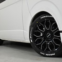 5978 令和3年式 ハイエース スーパーGL ダークプライム2　2WD 2,000cc (ガソリン) 2/5人乗車 3.3万kmのサムネイル