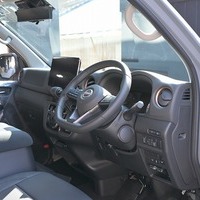 5909.令和7年式 キャラバン グランドプレミアムGX 2WD 2,400cc ディーゼル車 走行12キロ 新車未登録のサムネイル