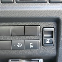 5909.令和7年式 キャラバン グランドプレミアムGX 2WD 2,400cc ディーゼル車 走行12キロ 新車未登録のサムネイル