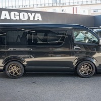 5227.令和7年式 ハイエースワゴン GL 3ナンバー 10人乗り 2WD 2,700㏄ ガソリン車 走行23キロ 新車未登録のサムネイル