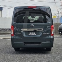 キャラバン　GRANDプレミアムGX　2WD　2400cc　ディーゼル車　5人乗りのサムネイル