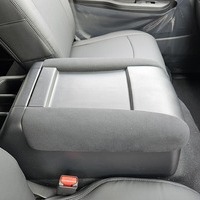 キャラバン　GRANDプレミアムGX　2WD　2400cc　ディーゼル車　5人乗りのサムネイル