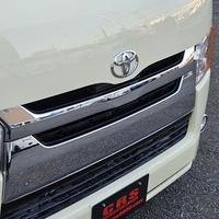 5449　平成30年式　ハイエース　スーパーGL　2WD　2000cc　ガソリン車　5人乗り　2.3万kmのサムネイル