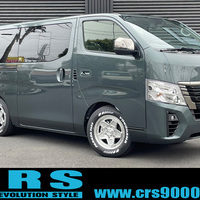 キャラバン　GRANDプレミアムGX　2WD　2400cc　ディーゼル車　5人乗りのサムネイル