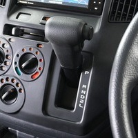 5765 令和2年式 ライトエース　内装架装車 2WD1,500cc (ガソリン車) 4人乗車 2.5万kmのサムネイル