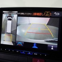 6128 令和7年式 ハイエース スーパーGL ダークプライムS 4WD 2,800cc (ディーゼル車) 2/5人乗車 0.6万km 車検令和9年6月5日のサムネイル