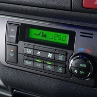 6136 令和7年式 ハイエース スーパーGL ダークプライムS 4WD 2,800cc (ディーゼル車) 2/5人乗車 0.7万km 車検令和9年2月25日のサムネイル