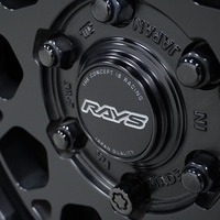 6136 令和7年式 ハイエース スーパーGL ダークプライムS 4WD 2,800cc (ディーゼル車) 2/5人乗車 0.7万km 車検令和9年2月25日のサムネイル