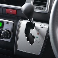 5242 ハイエース ワゴンGL  4WD 2,700CC ガソリン車 3ナンバー 10人乗り ベットキットⅣ タイプⅡ架装のサムネイル