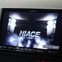 6080 令和1年式 ハイエース スーパーGL  50周年アニバーサリー 2WD 2,800cc (ディーゼル車) 2/5人乗車 7.6万kmのサムネイル