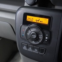 5972 令和7年式 登録済未使用車 スズキ エブリイ Ｊリミテッド 2WD・CVT(ガソリン車) 2/4人乗車 12km 車検:令和9年9月25日のサムネイル