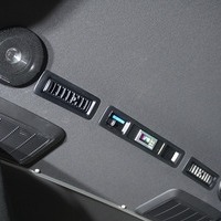 6080 令和1年式 ハイエース スーパーGL  50周年アニバーサリー 2WD 2,800cc (ディーゼル車) 2/5人乗車 7.6万kmのサムネイル