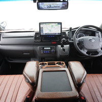 5430　令和4年式　ハイエース　スーパーGL　ダークプライムⅡ　2WD　2000cc　ガソリン車　5人乗り　3.3万kmのサムネイル