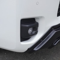 6119 令和5年式 ハイエース スーパーGL ダークプライムⅡ　2WD 2,800cc (ディーゼル) 2/5人乗車 1.6万kmのサムネイル