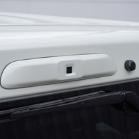 6119 令和5年式 ハイエース スーパーGL ダークプライムⅡ　2WD 2,800cc (ディーゼル) 2/5人乗車 1.6万kmのサムネイル