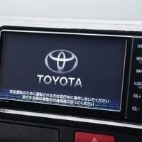 6119 令和5年式 ハイエース スーパーGL ダークプライムⅡ　2WD 2,800cc (ディーゼル) 2/5人乗車 1.6万kmのサムネイル