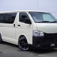 5828 ハイエース DX 2WD 2800cc ディーゼル車 3/6人乗り 13kmのサムネイル