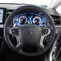 5579 令和7年式 登録済未使用車 三菱デリカ D:5 CHAMONIX  電動サイドステップ有 4WD 2,200cc (ディーゼル車)  8人乗り 8km 車検:令和10年10月のサムネイル