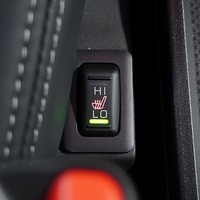 5579 令和7年式 登録済未使用車 三菱デリカ D:5 CHAMONIX  電動サイドステップ有 4WD 2,200cc (ディーゼル車)  8人乗り 8km 車検:令和10年10月のサムネイル