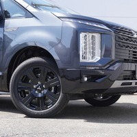 5586 【新車登録済み未使用車】 令和7年式 三菱 デリカD5 シャモニー 4WD 2,300cc (ディーゼル) 8人乗車 13kmのサムネイル