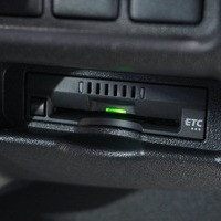 5950 令和6年式 ハイエース DX GLパッケージ 2WD 2,800cc (ディーゼル車) 3/6人乗車 1.9万km 車検令和8年5月8日のサムネイル