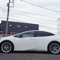 6109　令和6年式　プリウス　X　ハイブリッド　エアサス換装車　2WD　1800cc　5人乗り　0.8万kmのサムネイル