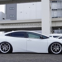 6109　令和6年式　プリウス　X　ハイブリッド　エアサス換装車　2WD　1800cc　5人乗り　0.8万kmのサムネイル