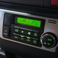 5891 令和7年式 ハイエース スーパーGL 2WD 2,000cc (ガソリン) 2/5人乗車 0.3万km 車検令和9年6月8日のサムネイル