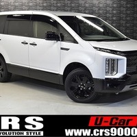 5579 令和7年式 登録済未使用車 三菱デリカ D:5 CHAMONIX  電動サイドステップ有 4WD 2,200cc (ディーゼル車)  8人乗り 8km 車検:令和10年10月のサムネイル