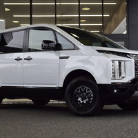 5575 令和7年式 デリカD:5 シャモニー 4WD 2,200㏄ ディーゼル車 登録済み未使用車のサムネイル