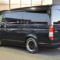 5959　平成30年式　ハイエース ワゴンGL　2WD　2,700cc 　ガソリン車　10人乗車　4.5万kmのサムネイル