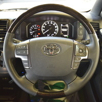 5841 令和5年式 ハイエース　スーパーGL　ダークプライムⅡ　2WD　2000cc　ガソリン車　5人乗り　1.0万kmのサムネイル