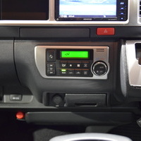 5959　平成30年式　ハイエース ワゴンGL　2WD　2,700cc 　ガソリン車　10人乗車　4.5万kmのサムネイル