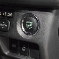 5959　平成30年式　ハイエース ワゴンGL　2WD　2,700cc 　ガソリン車　10人乗車　4.5万kmのサムネイル